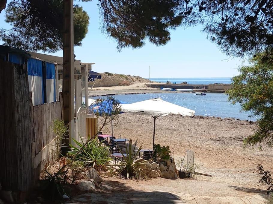 Acogedor Bungalow Adosado El Campello Eksteriør billede